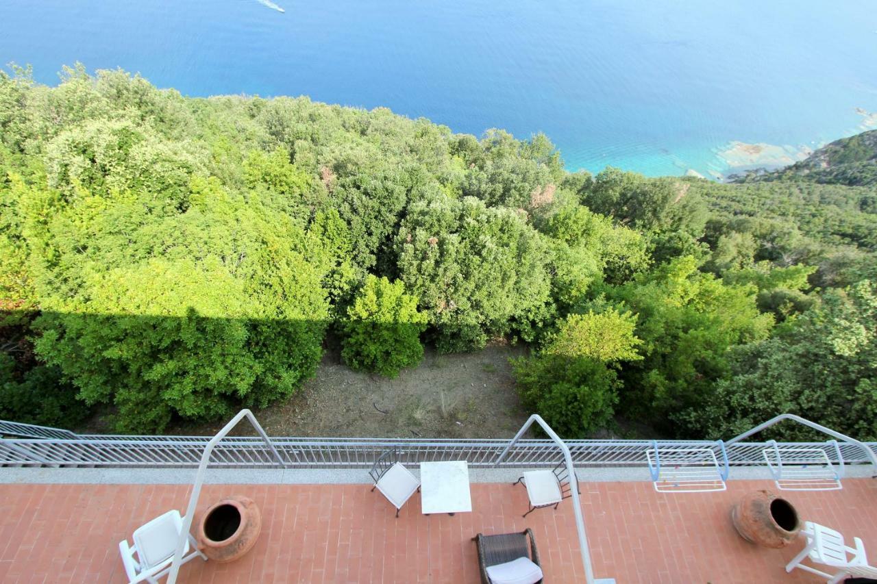 Castello Di Populonia Villa A Mare Buitenkant foto