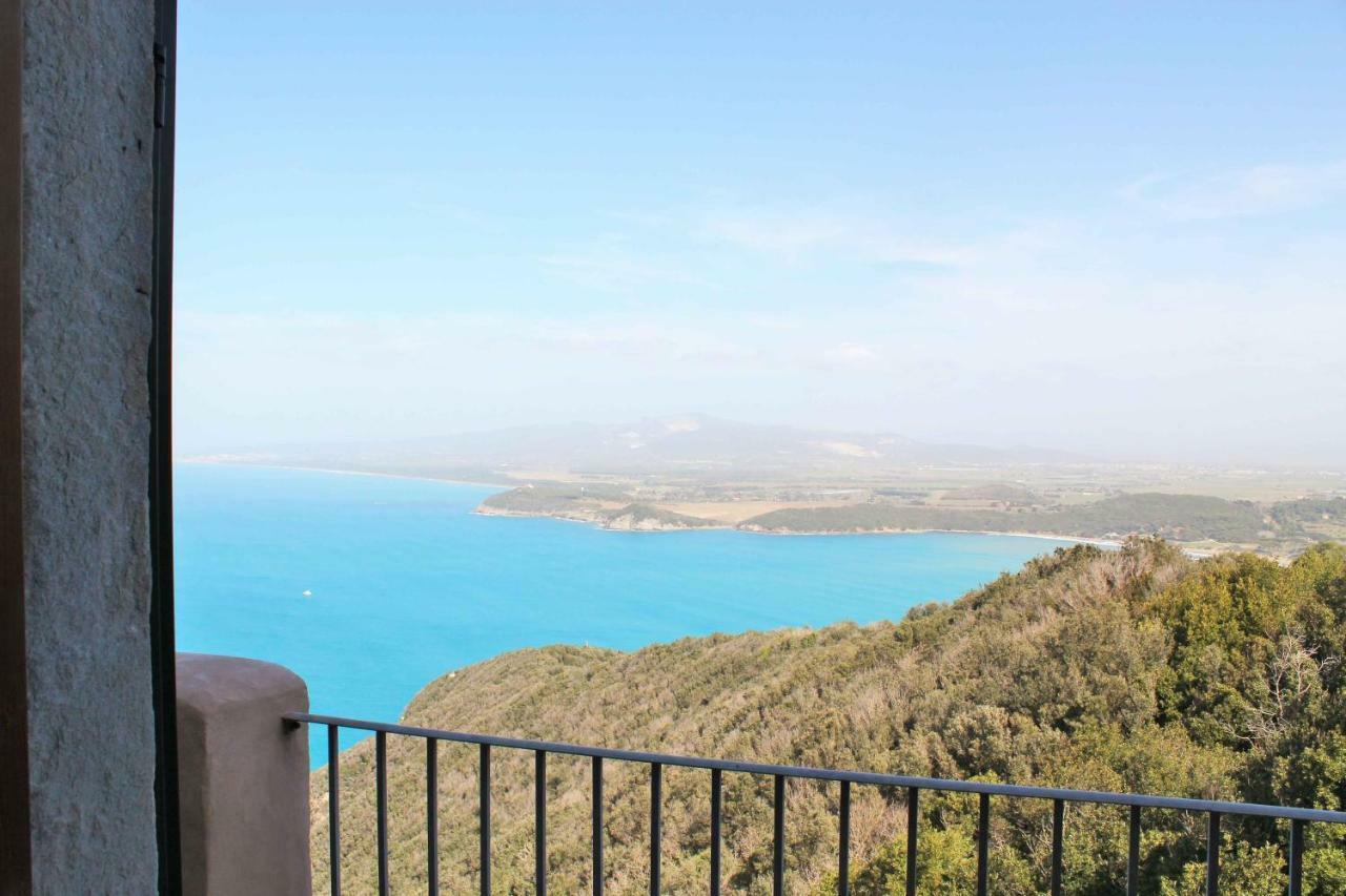 Castello Di Populonia Villa A Mare Buitenkant foto